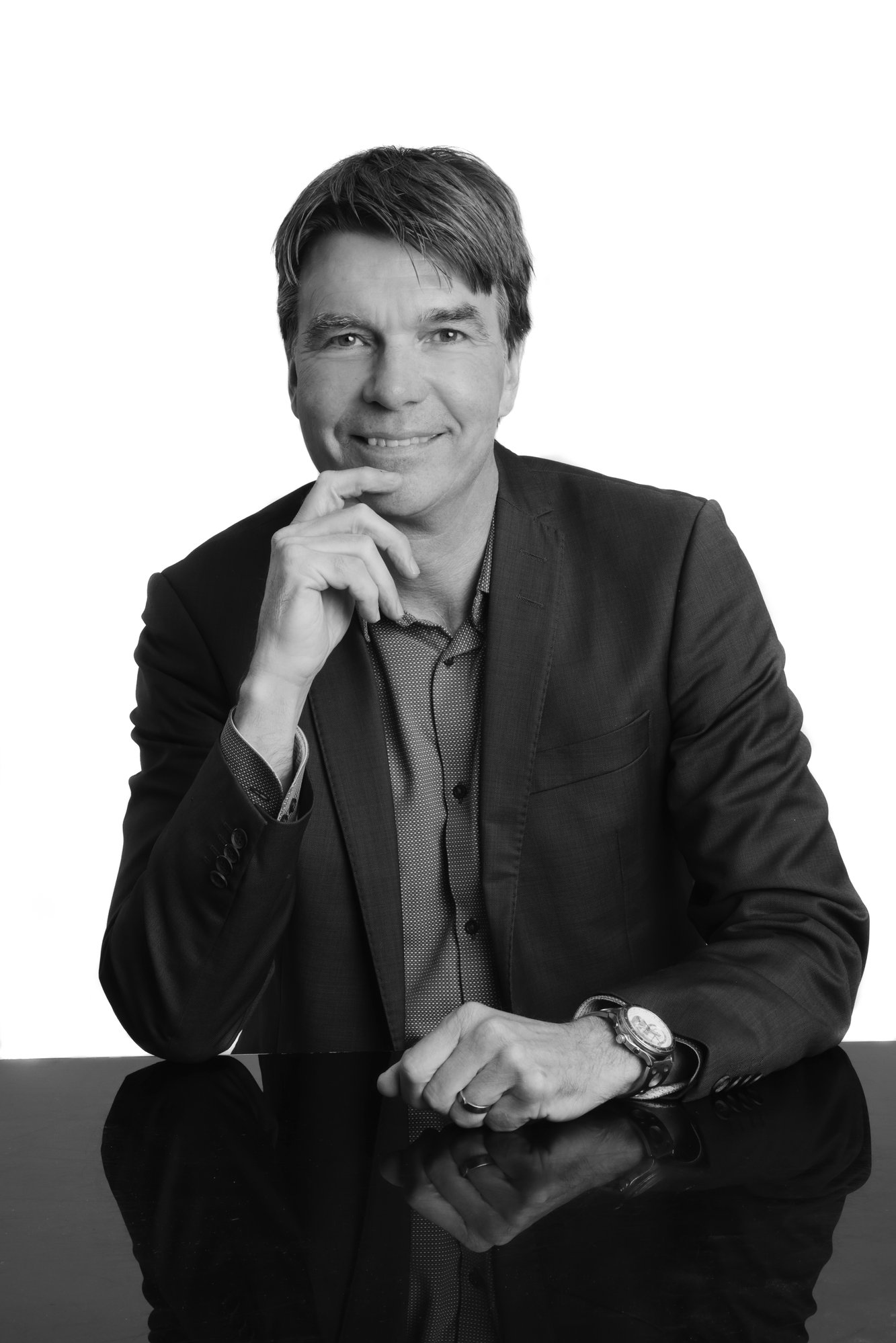 Hans Christian - portrætfoto 2023 (25ny)